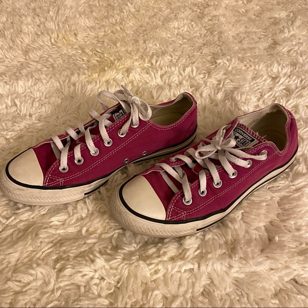 purple converse